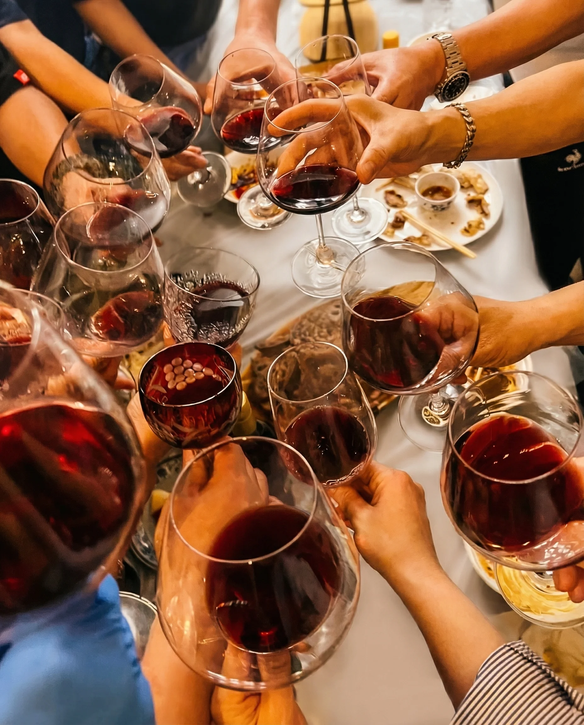 Wings 酒局風 Party Room 吧枱與座位