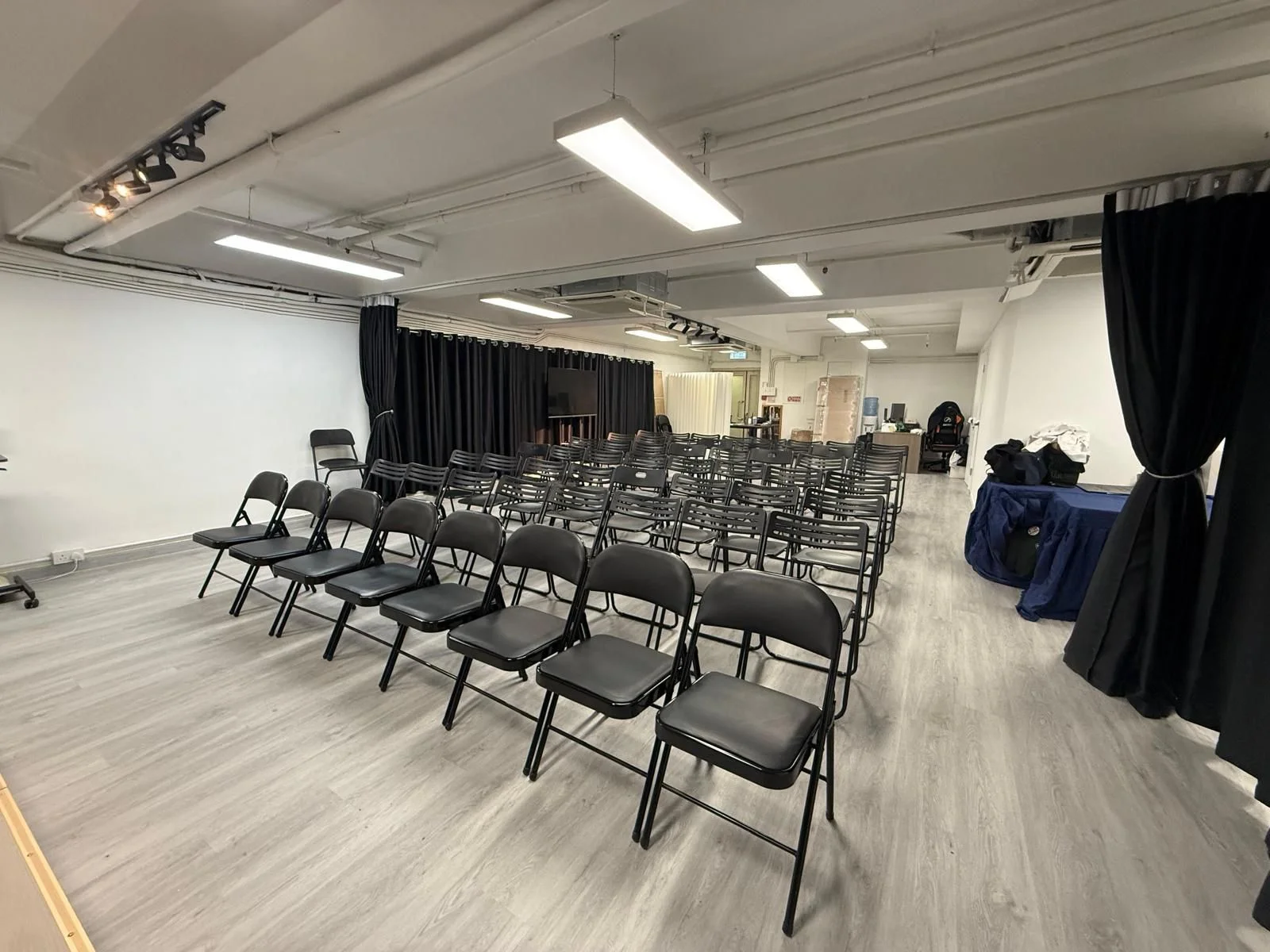 The Zone 共享創業中心 長沙灣荔枝角道808號 D2 Place旁 多用途空間